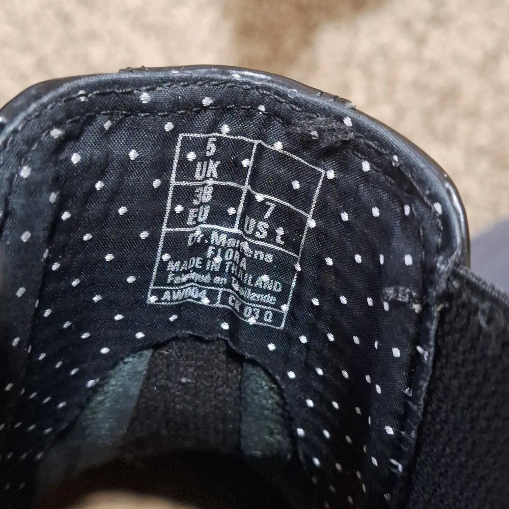 Dr. Martens flora Chelsea boot size womens 7 or EU38 - Picture 11 of 12